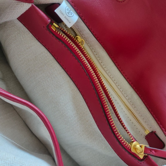Tory Burch Red and Gold Chevron Shoulder Bag - Picture 12 of 14